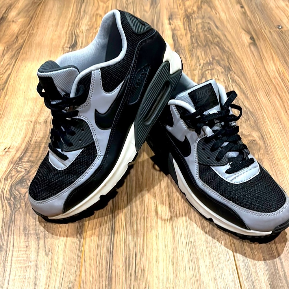 Men’s Nike Air Max